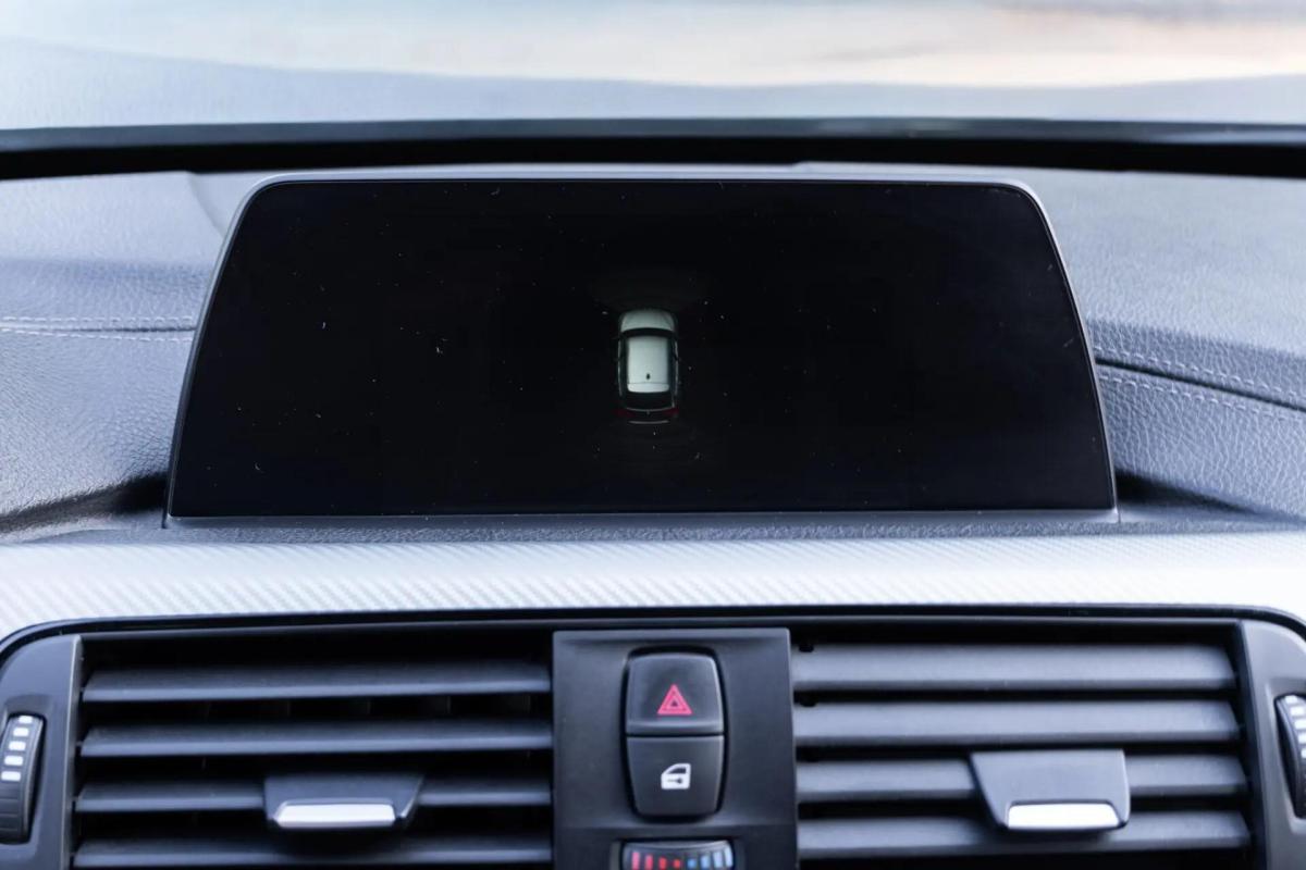 bmw-serie-3-318-d-touring-2018-diesel-1995cc