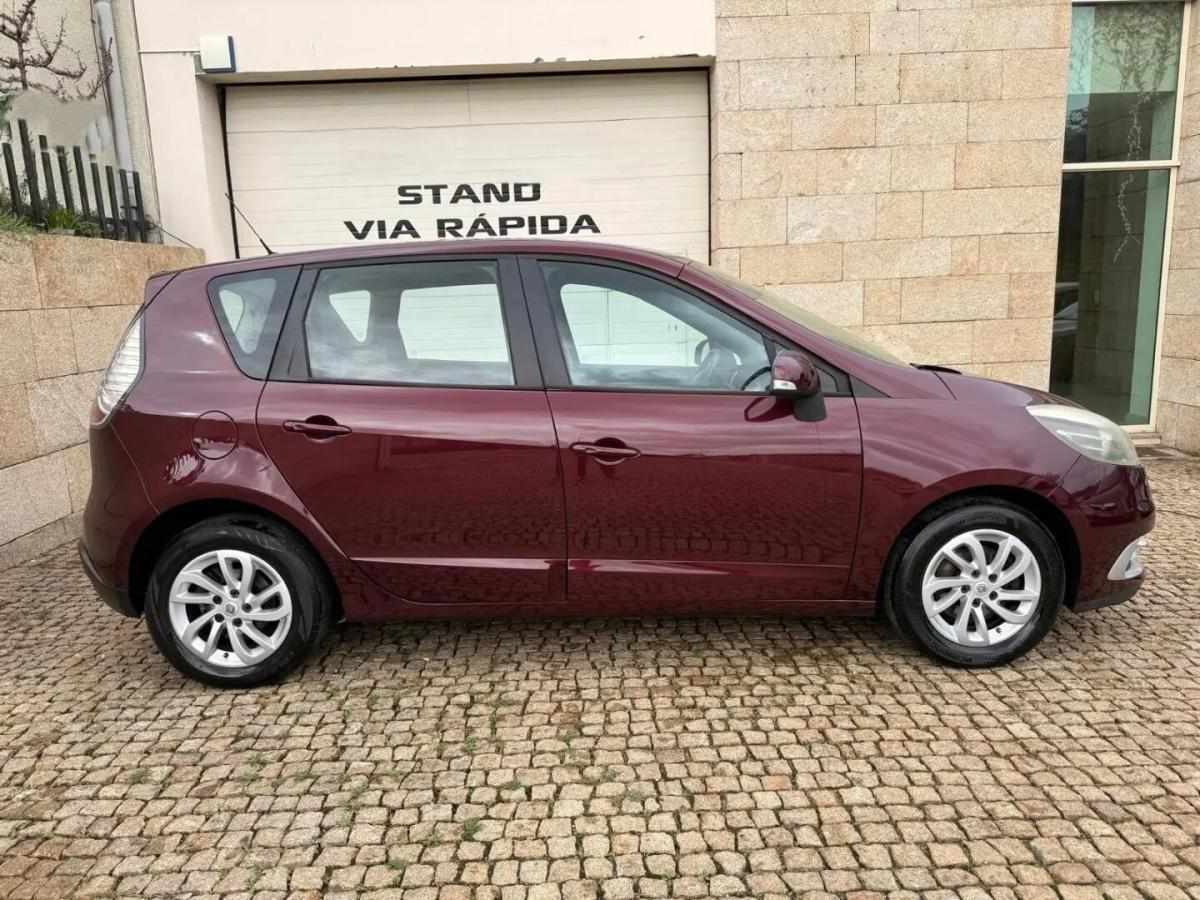 renault-scenic-2012-diesel-1461cc