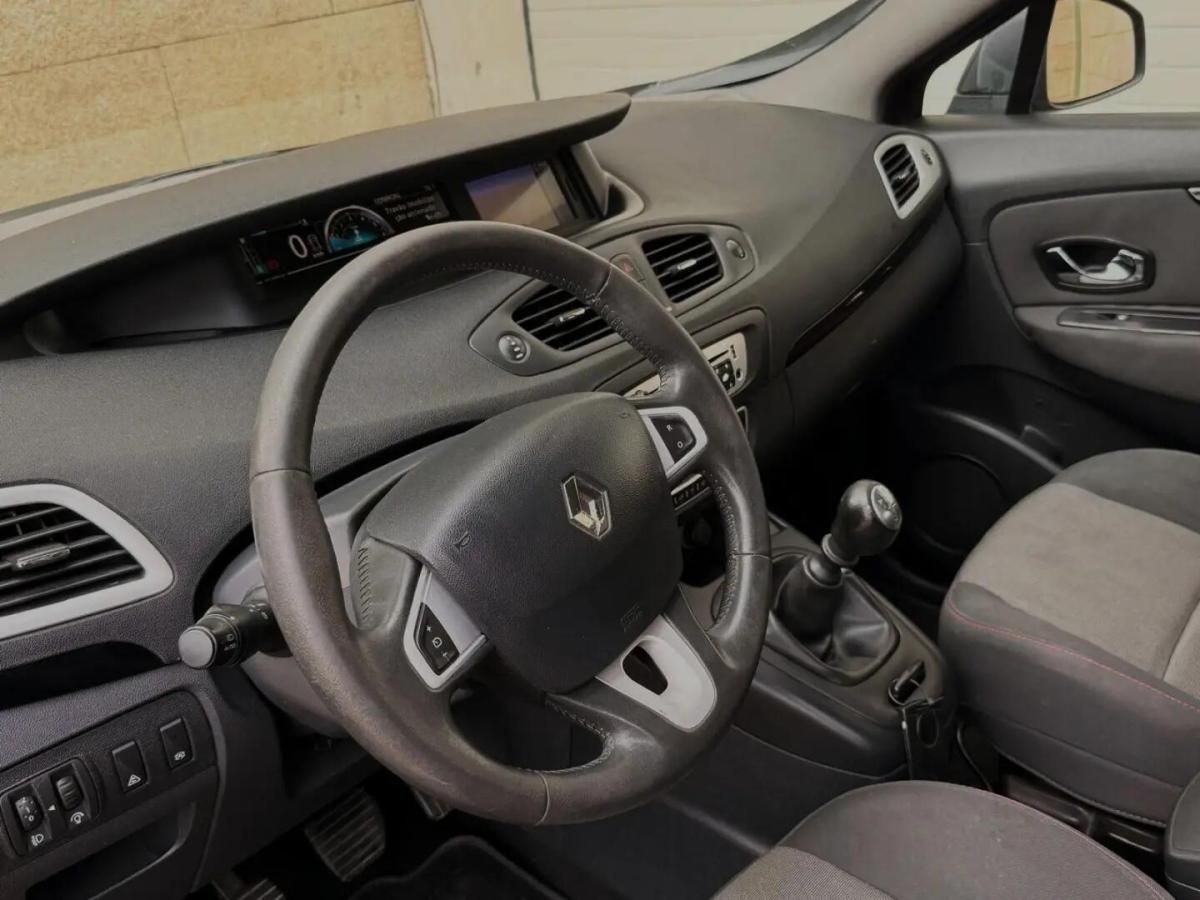 renault-scenic-2012-diesel-1461cc
