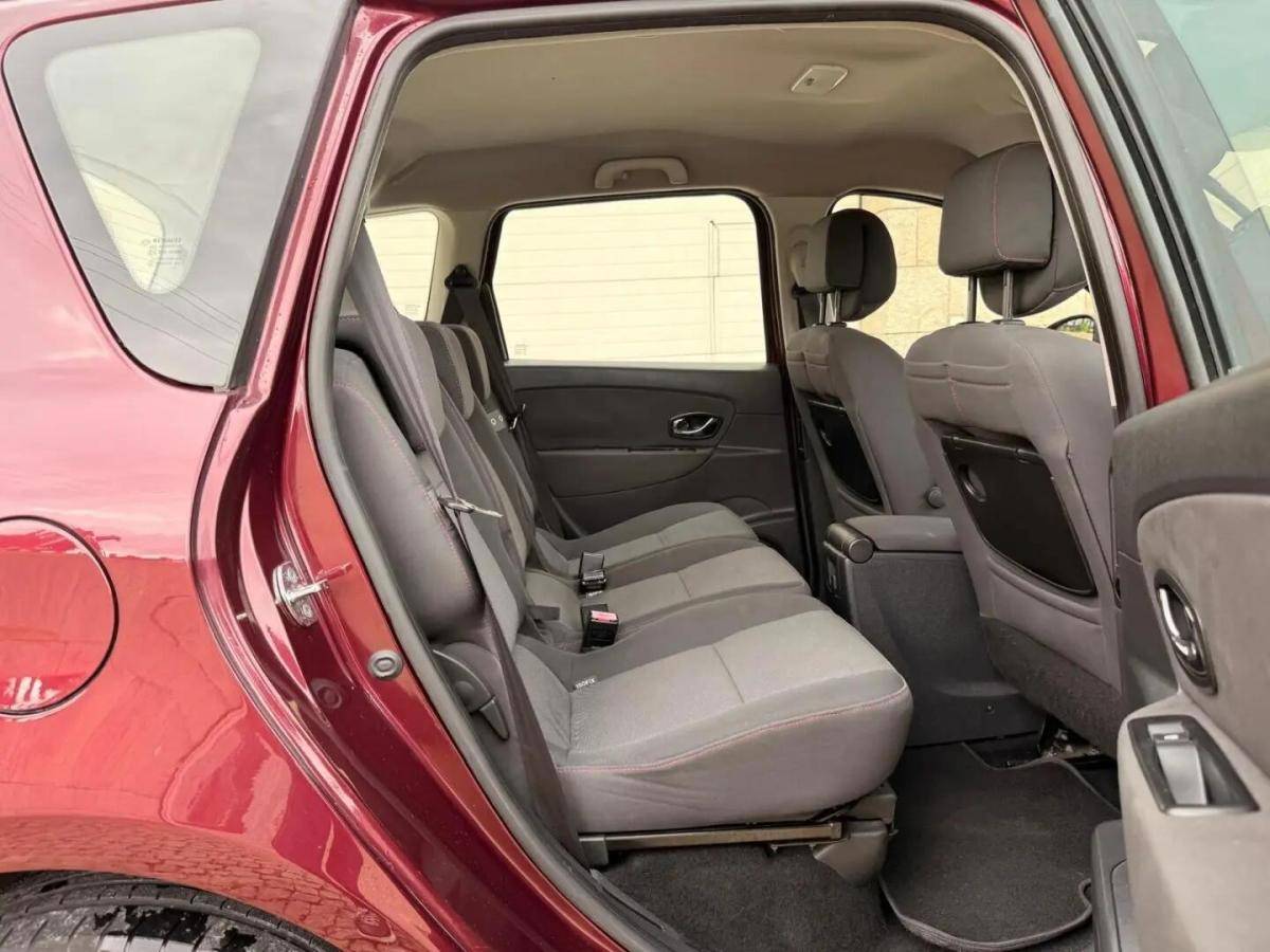 renault-scenic-2012-diesel-1461cc