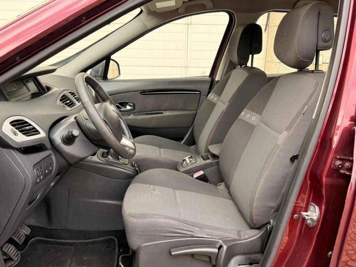 renault-scenic-2012-diesel-1461cc