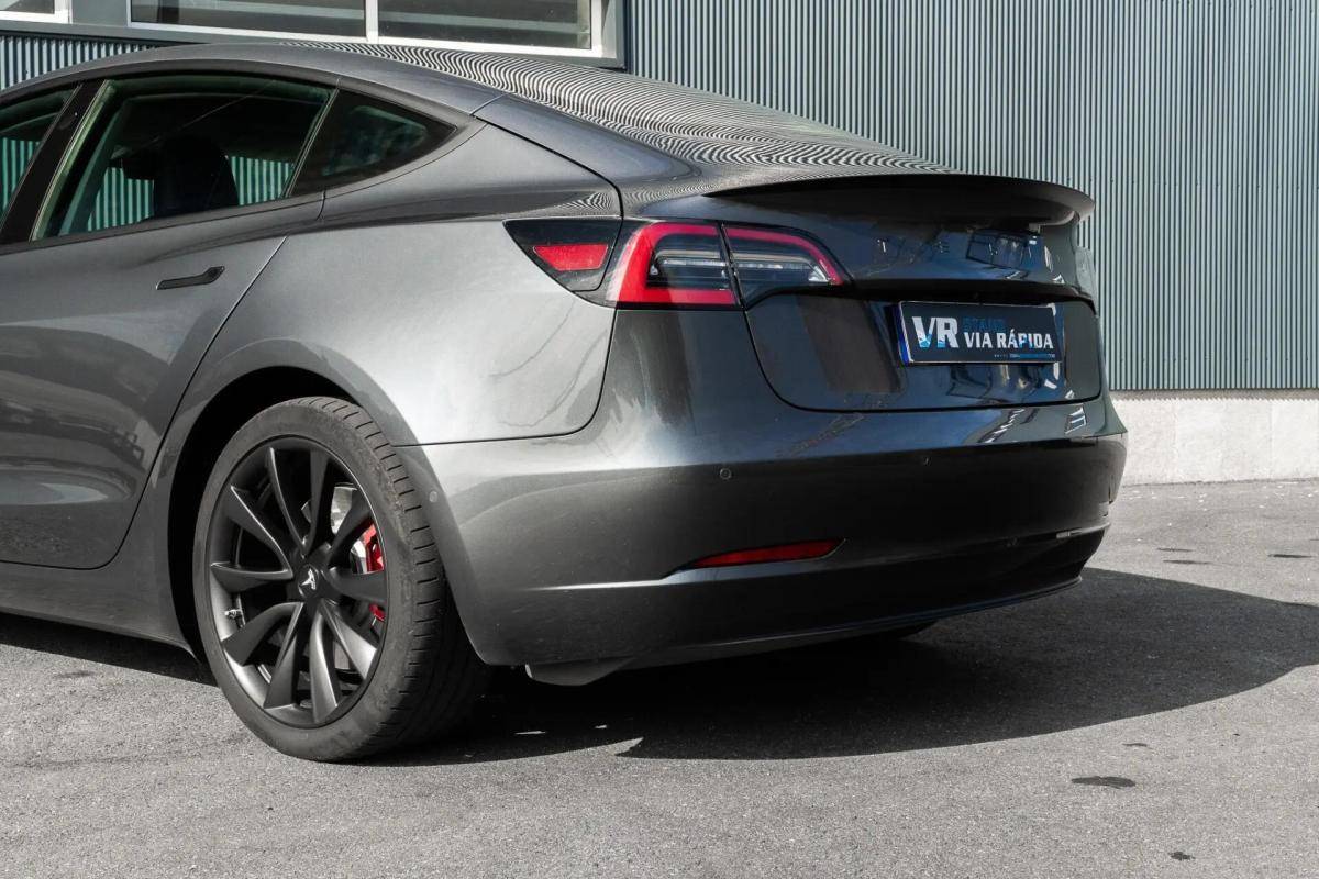 tesla-model-3-2019-eletrico-0cc