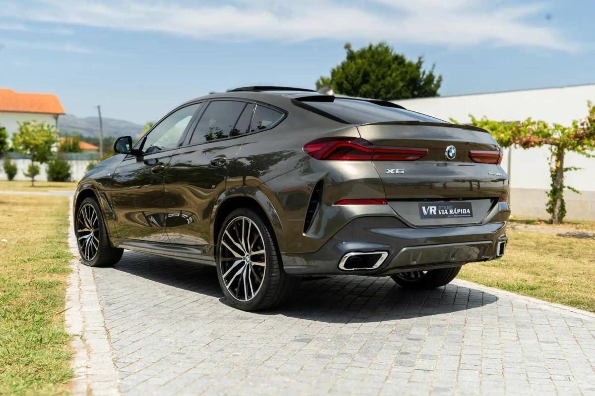bmw-x6-2021-diesel-2993cc