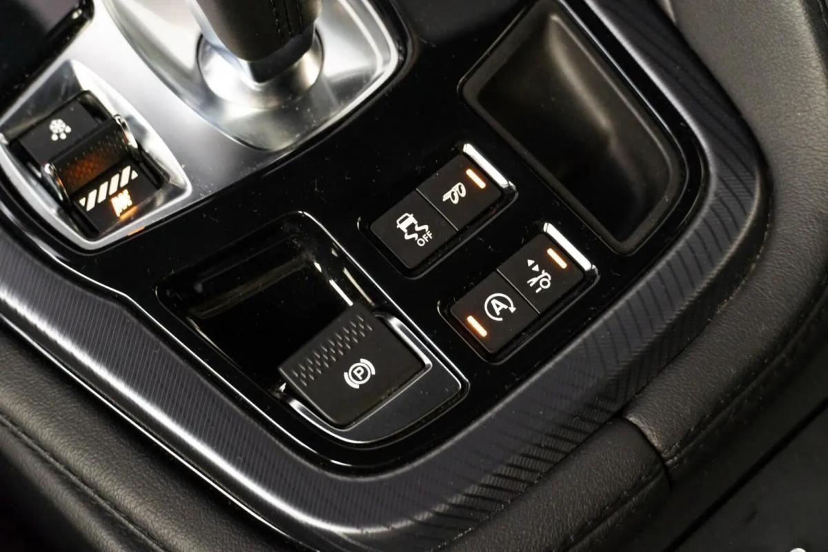jaguar-f-type-2019-gasolina-1997cc