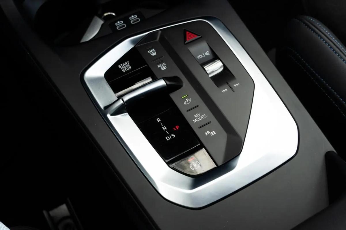 bmw-serie-1-116-2025-gasolina-1499cc