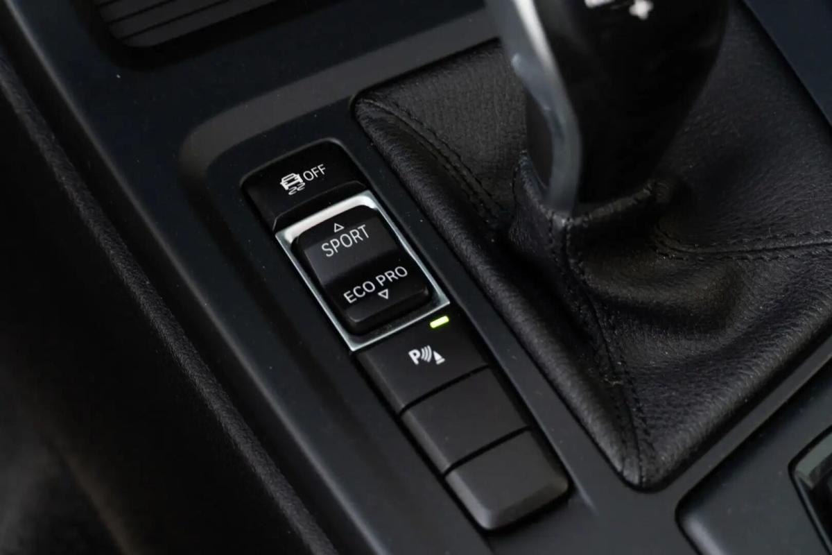 bmw-x1-sdrive18d-2018-diesel-1995cc