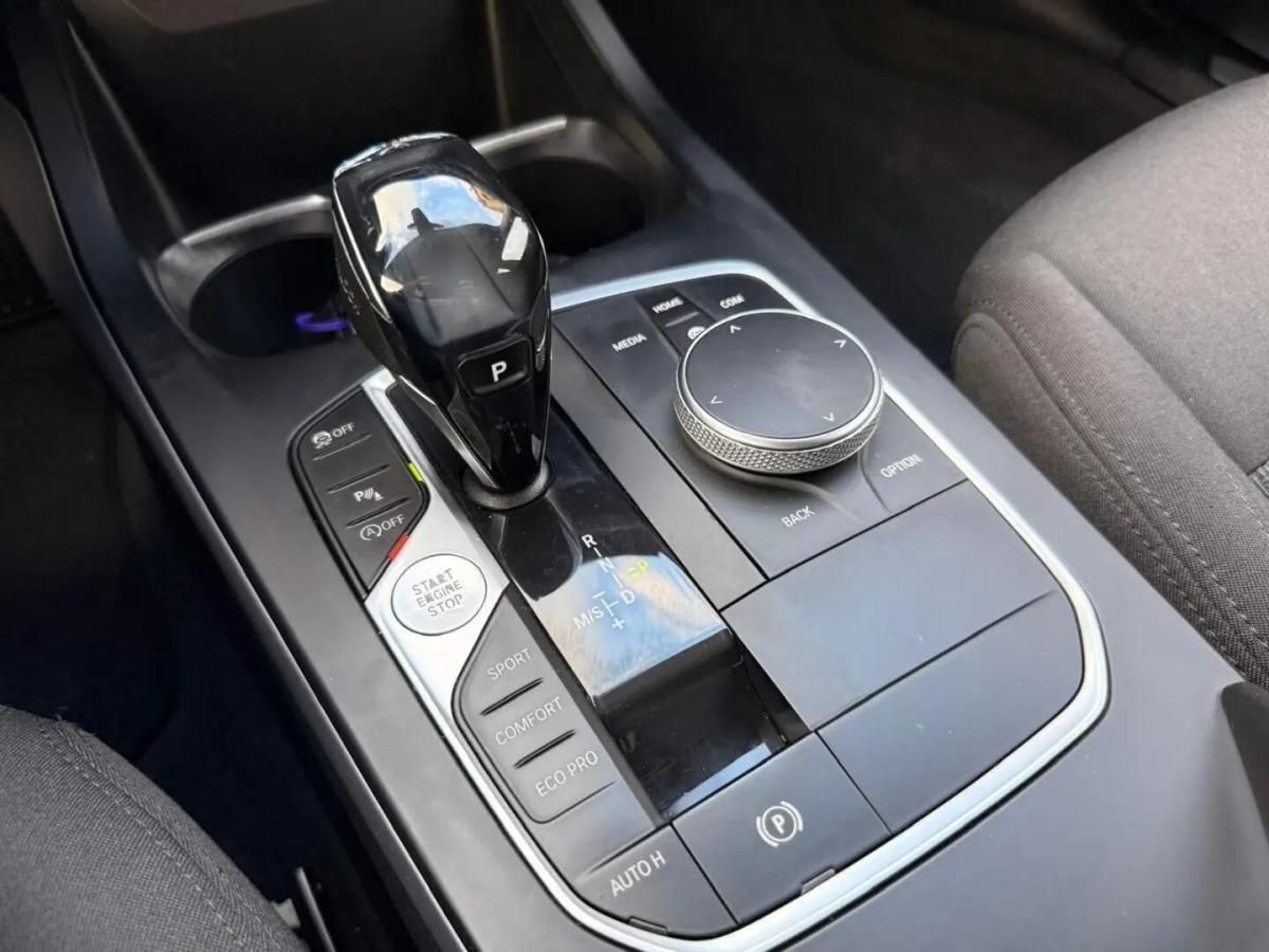 bmw-serie-1-2019-diesel-1496cc