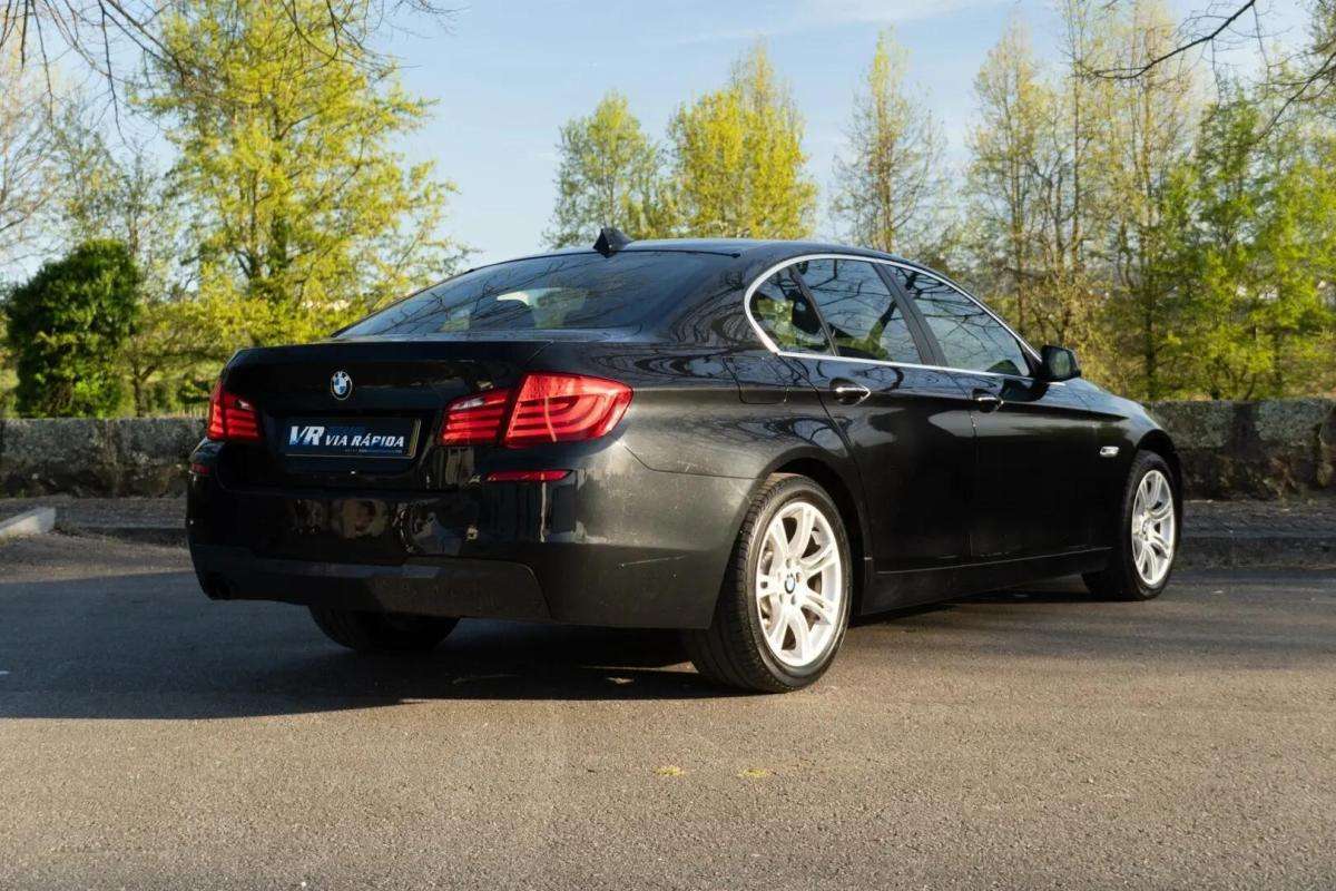 bmw-serie-5-520-d-2011-diesel-1995cc
