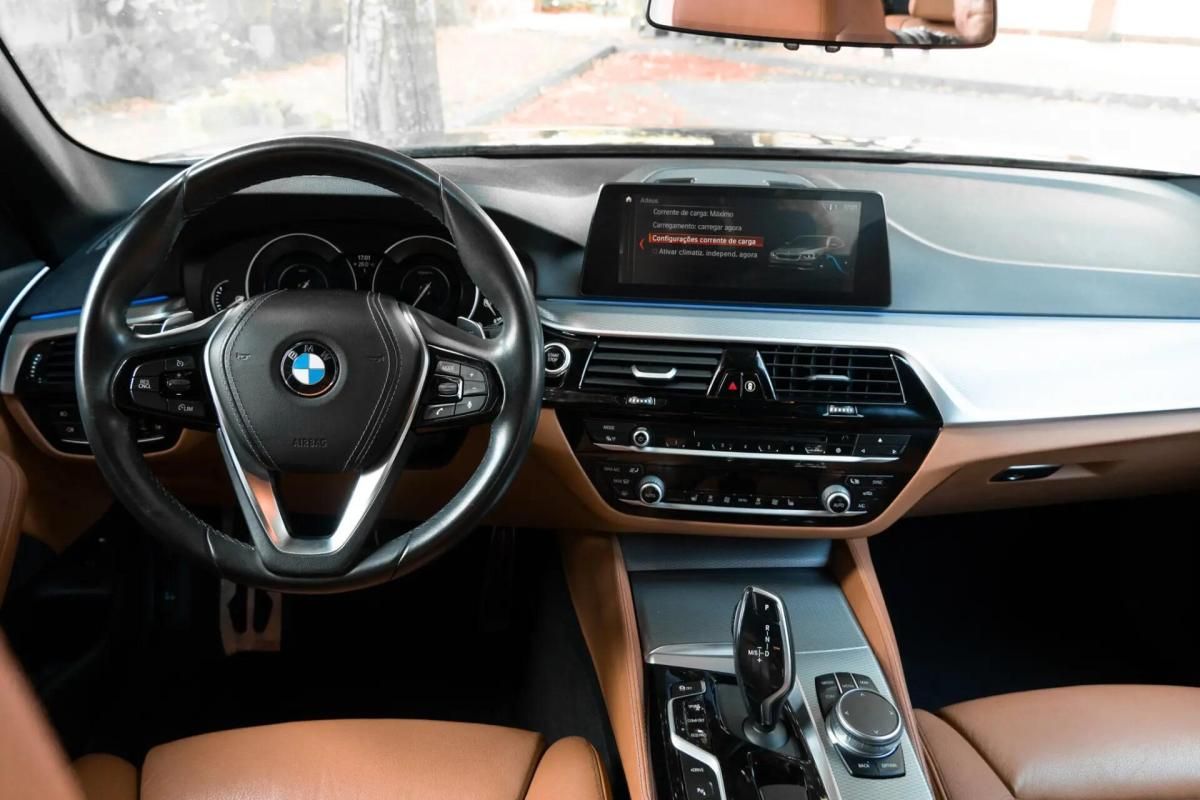bmw-serie-5-530e-iperformance-sedan-2019-hibrido-a-gasolina-1998cc