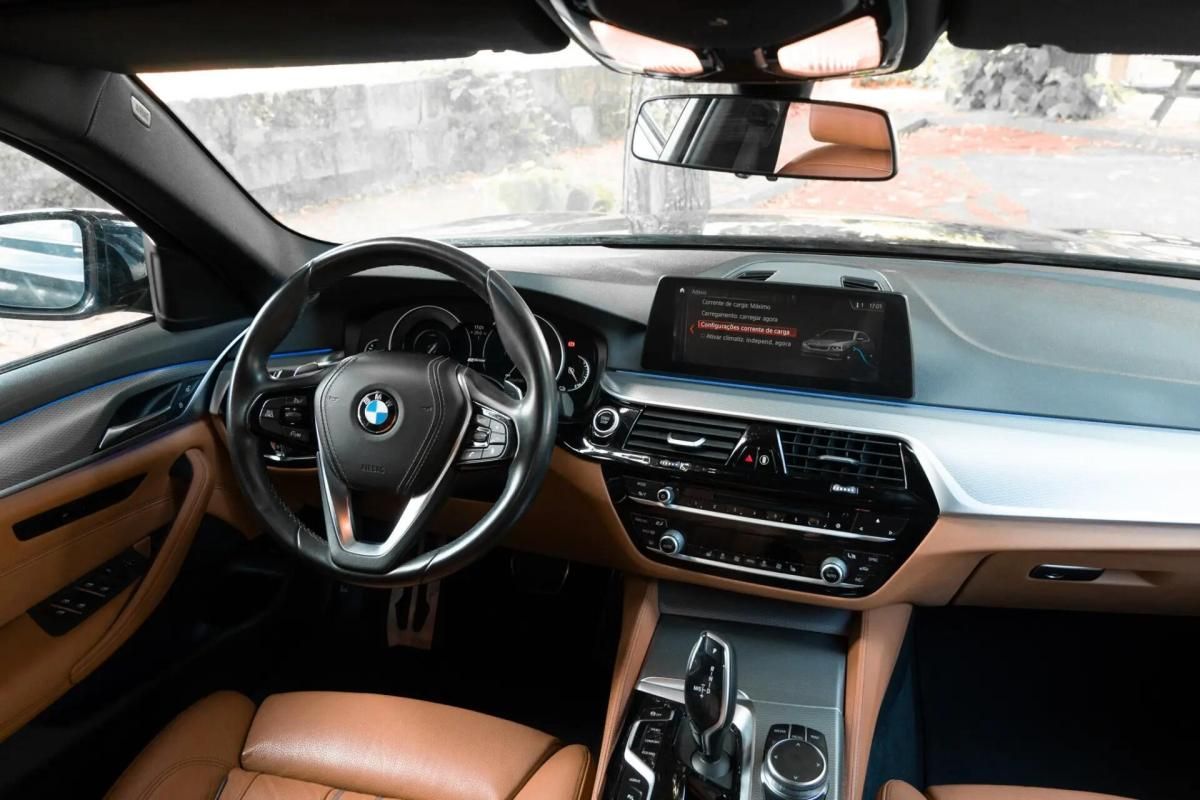 bmw-serie-5-530e-iperformance-sedan-2019-hibrido-a-gasolina-1998cc
