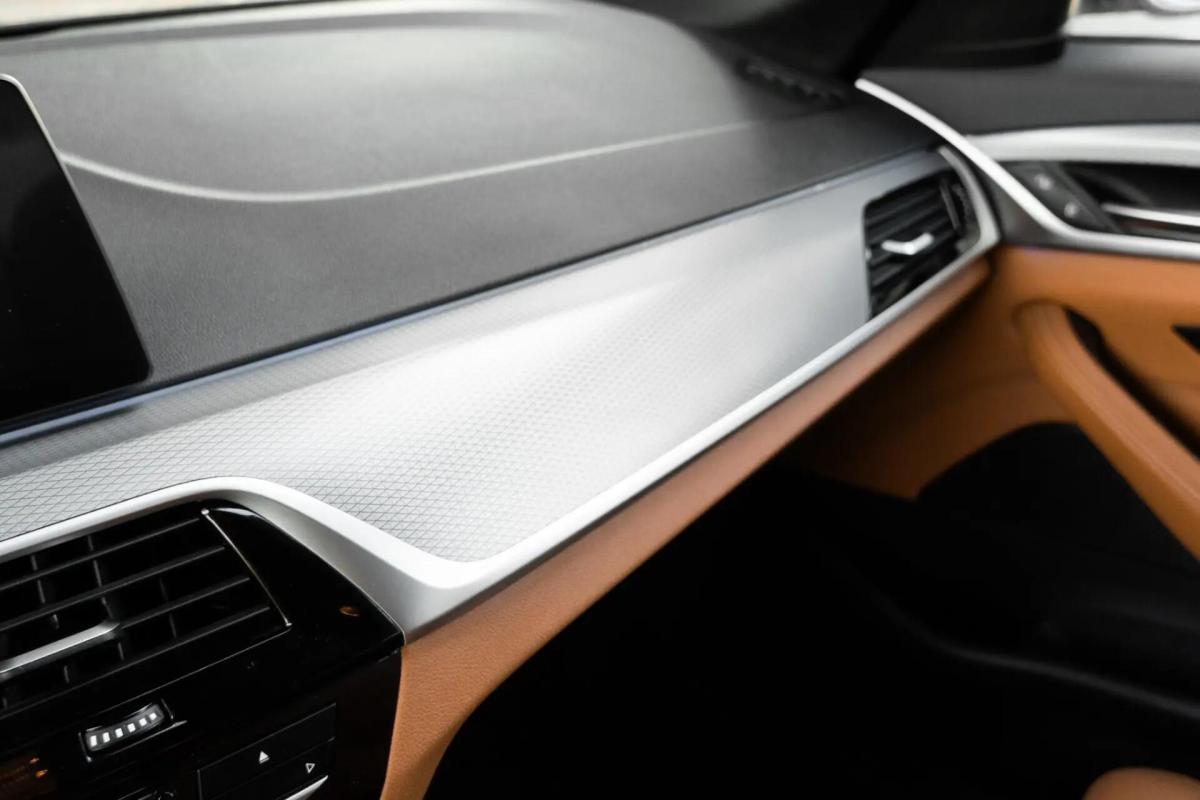 bmw-serie-5-530e-iperformance-sedan-2019-hibrido-a-gasolina-1998cc