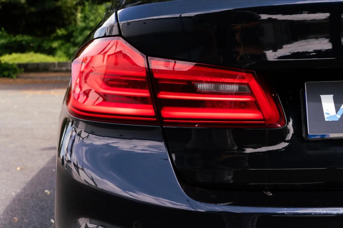 bmw-serie-5-530e-iperformance-sedan-2019-hibrido-a-gasolina-1998cc