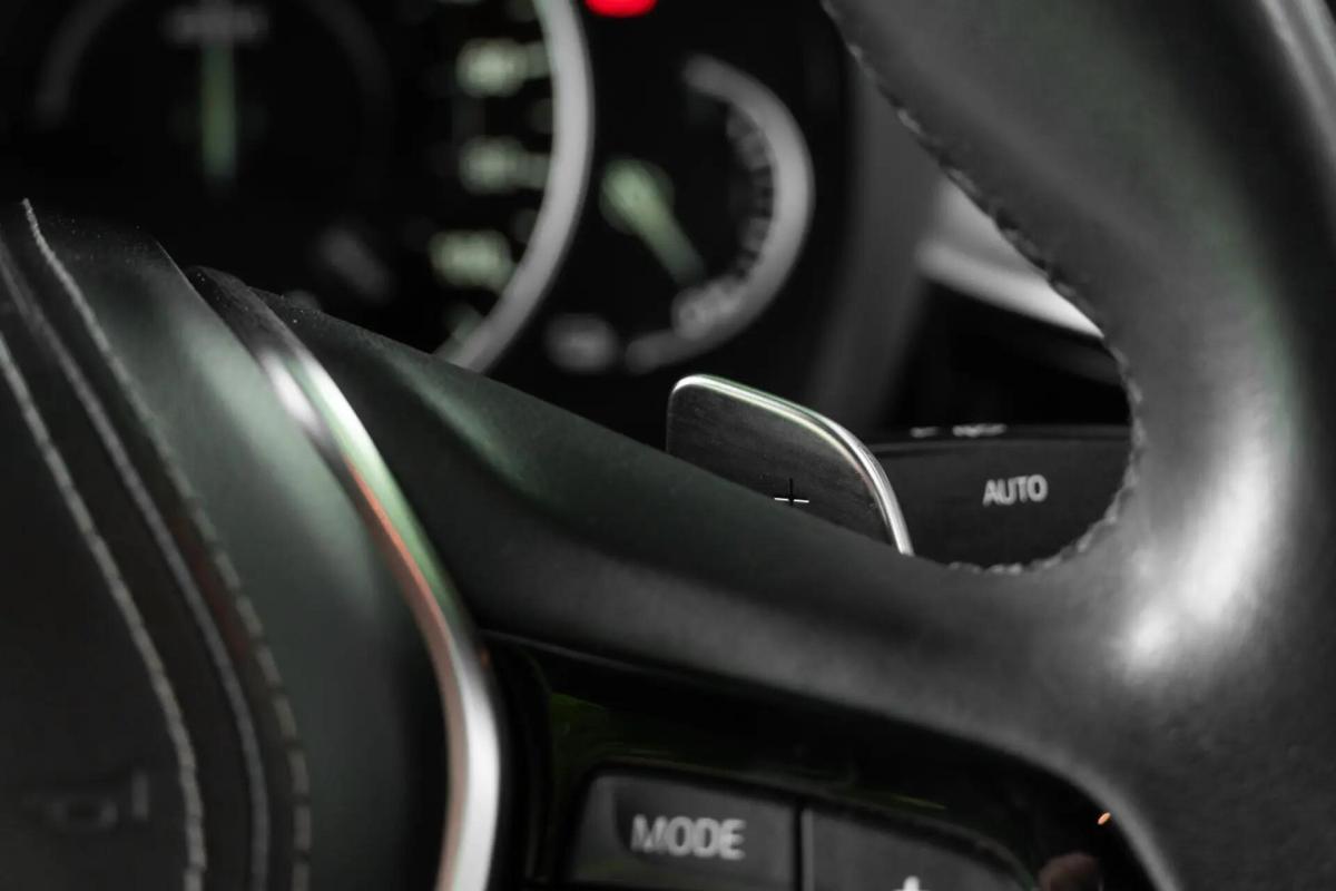 bmw-serie-5-530e-iperformance-sedan-2019-hibrido-a-gasolina-1998cc