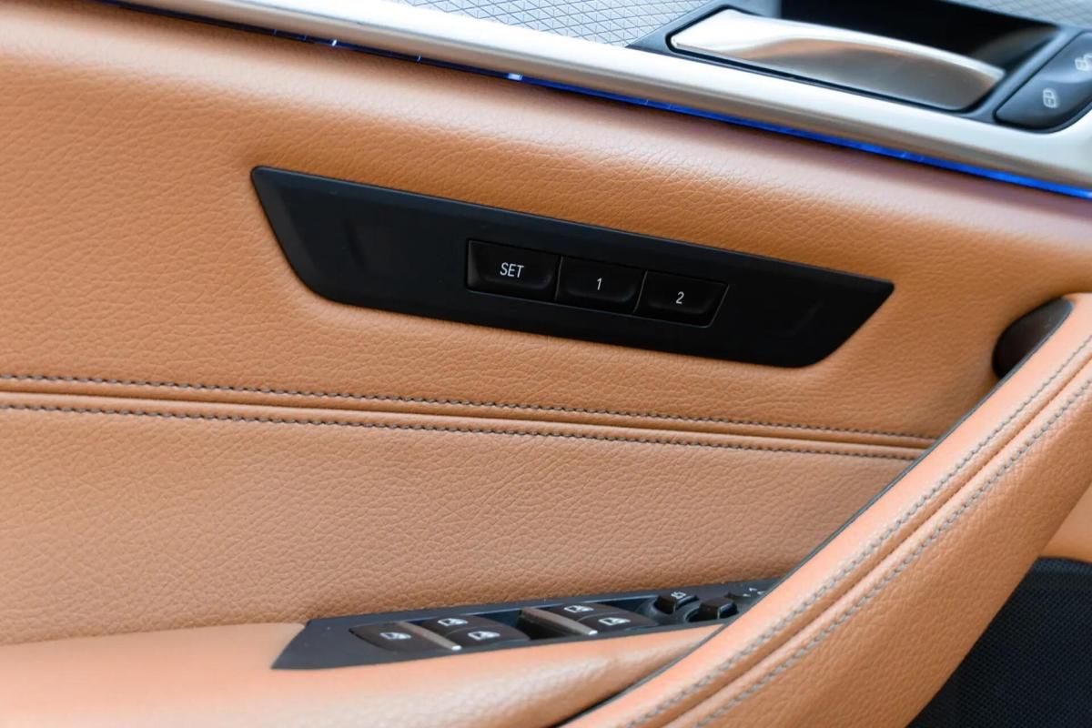 bmw-serie-5-530e-iperformance-sedan-2019-hibrido-a-gasolina-1998cc