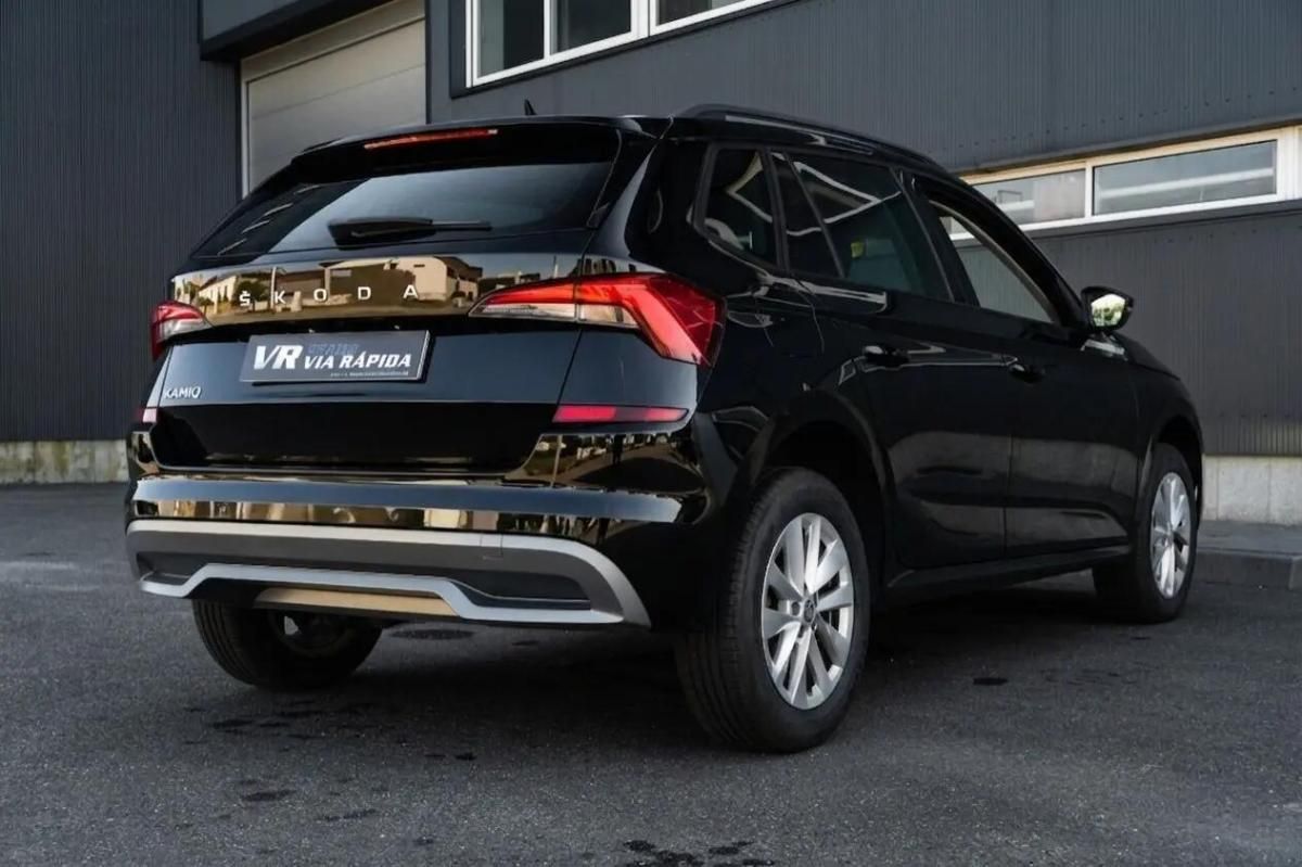 skoda-kamiq-2023-gasolina-999cc