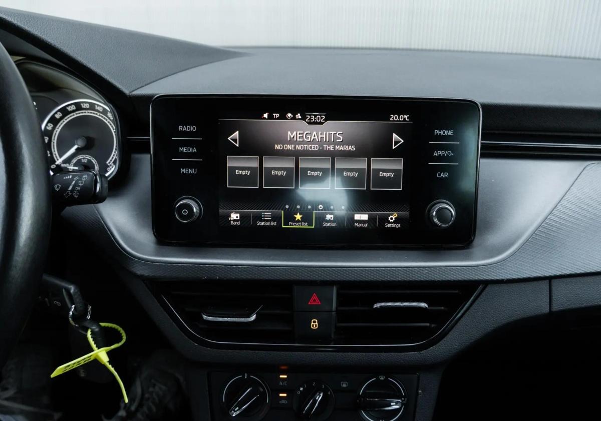 skoda-kamiq-2023-gasolina-999cc