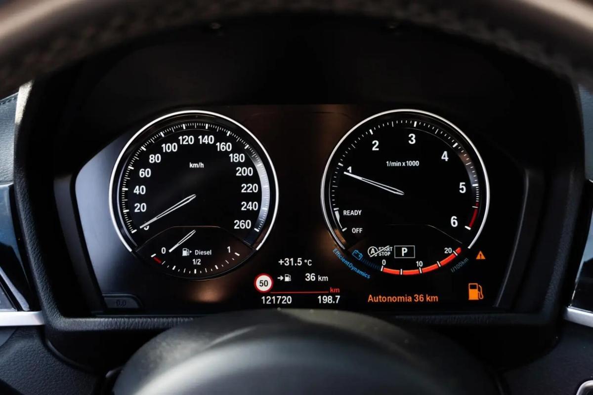bmw-x2-2021-diesel-1496cc