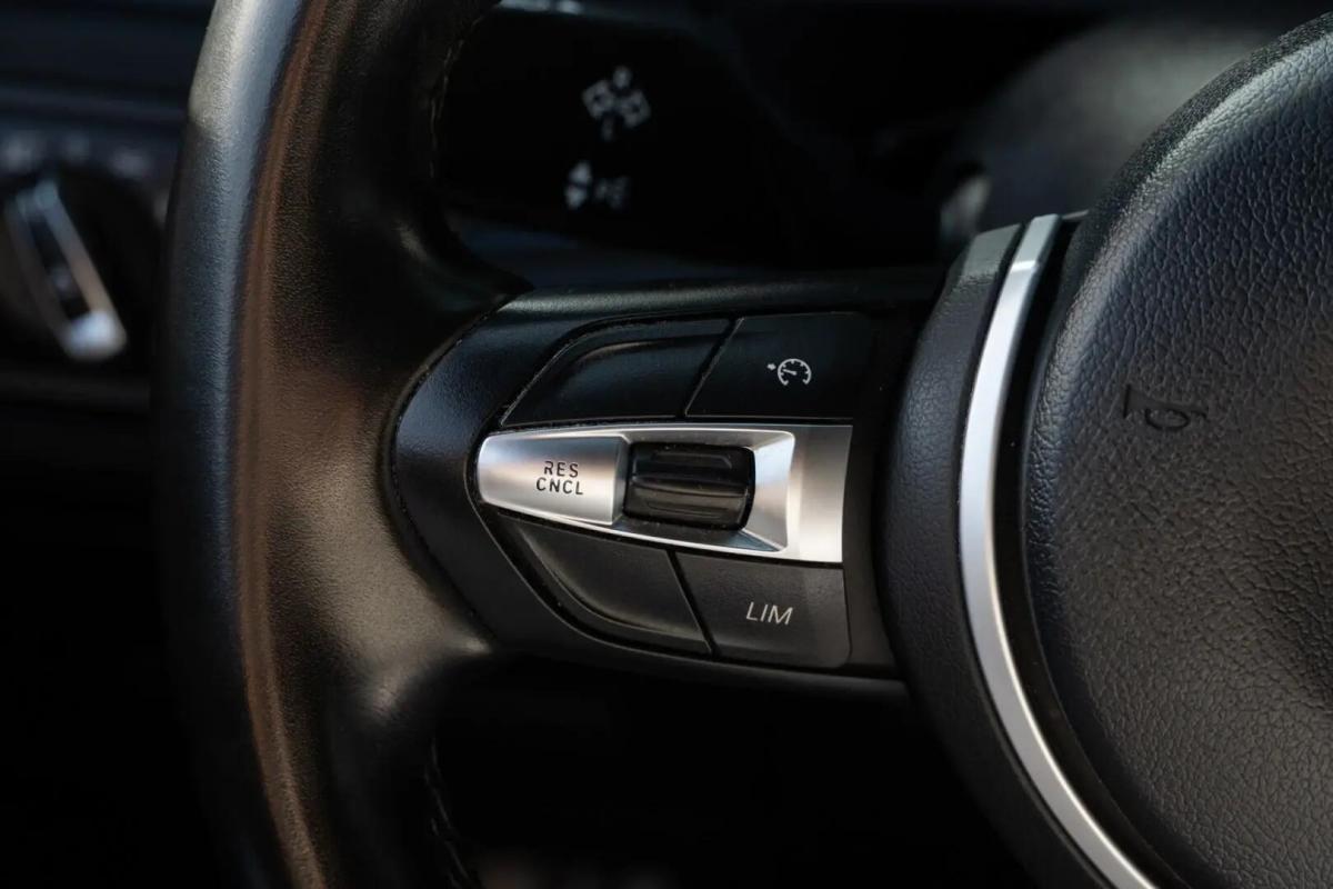 bmw-x2-2021-diesel-1496cc