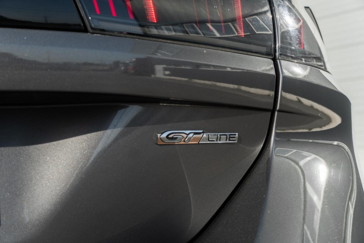 peugeot-508-sw-2019-diesel-1499cc