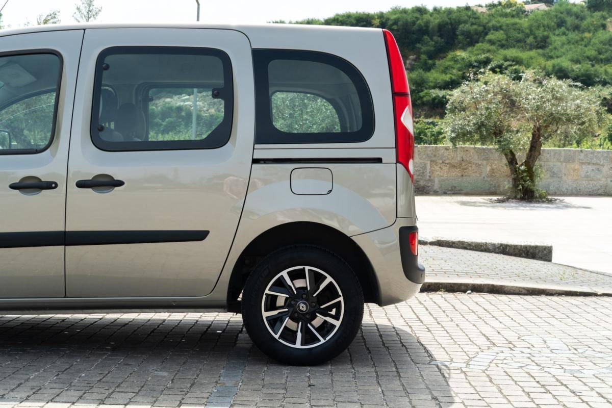 renault-kangoo-2011-diesel-1461cc