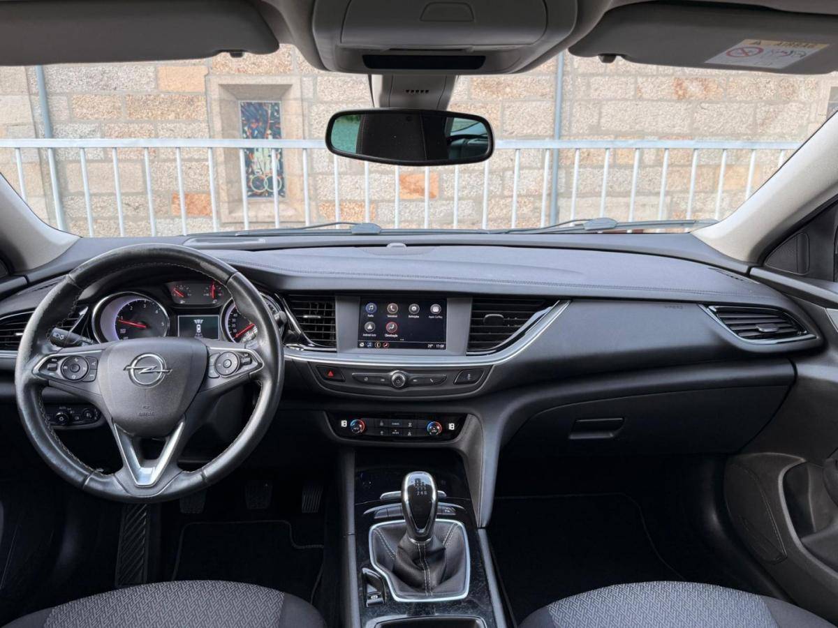 opel-insignia-sports-tourer-2019-diesel-1598cc