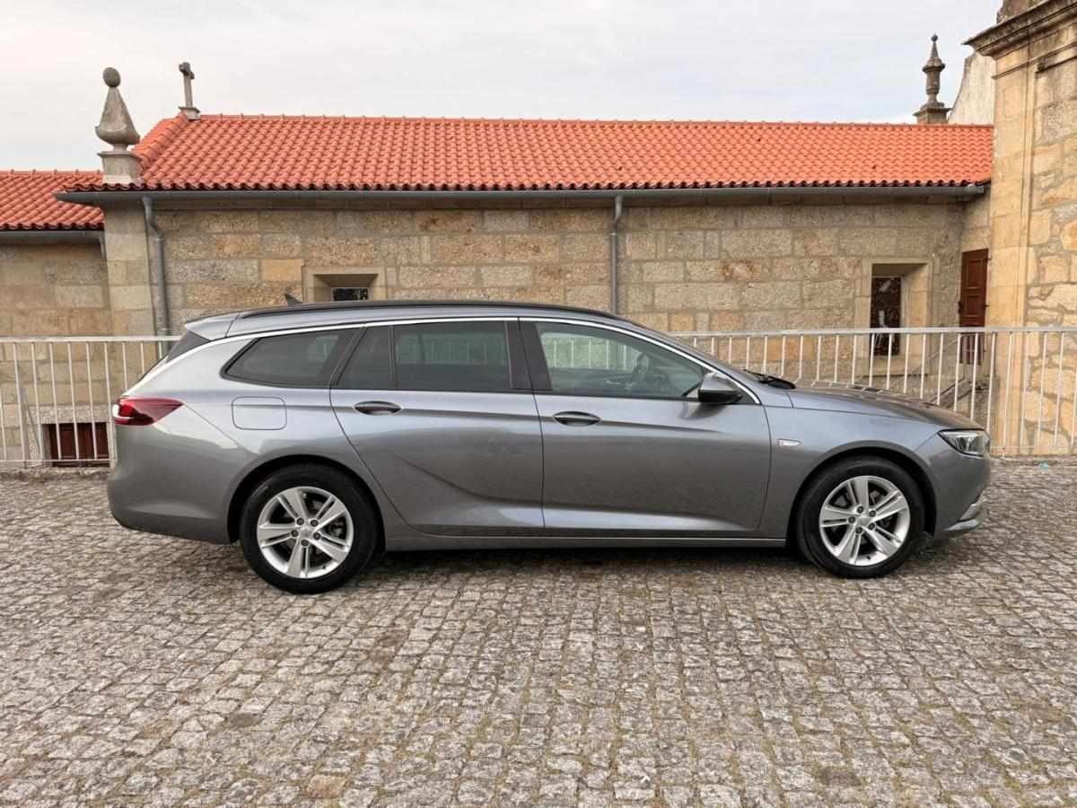 opel-insignia-sports-tourer-2019-diesel-1598cc