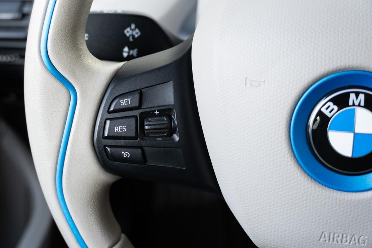 bmw-i3-2022-eletrico-0cc