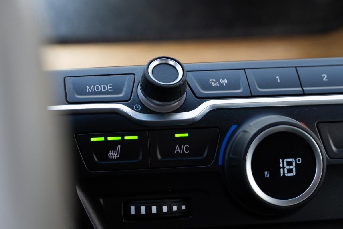 bmw-i3-2022-eletrico-0cc
