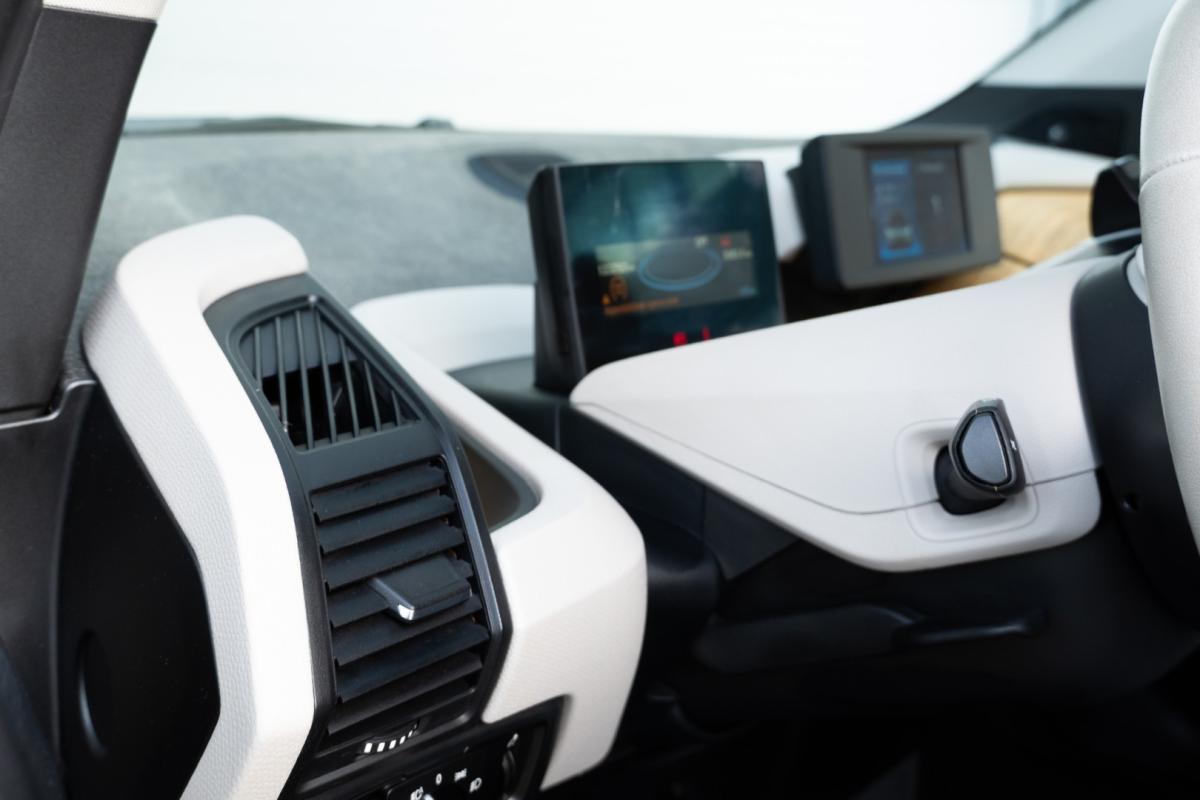 bmw-i3-2022-eletrico-0cc
