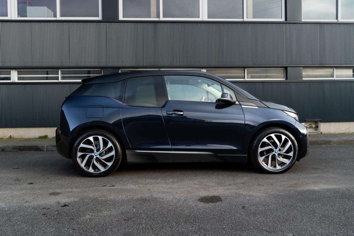 bmw-i3-2022-eletrico-0cc