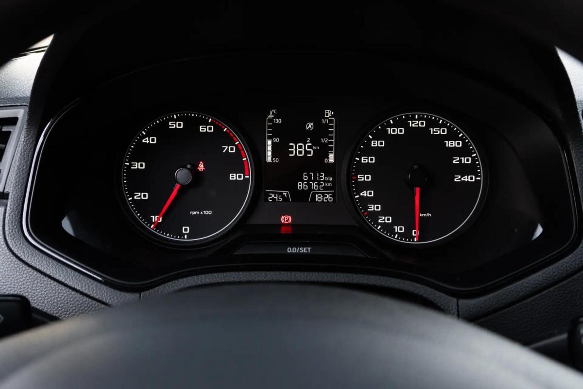 seat-ibiza-2017-gasolina-999cc