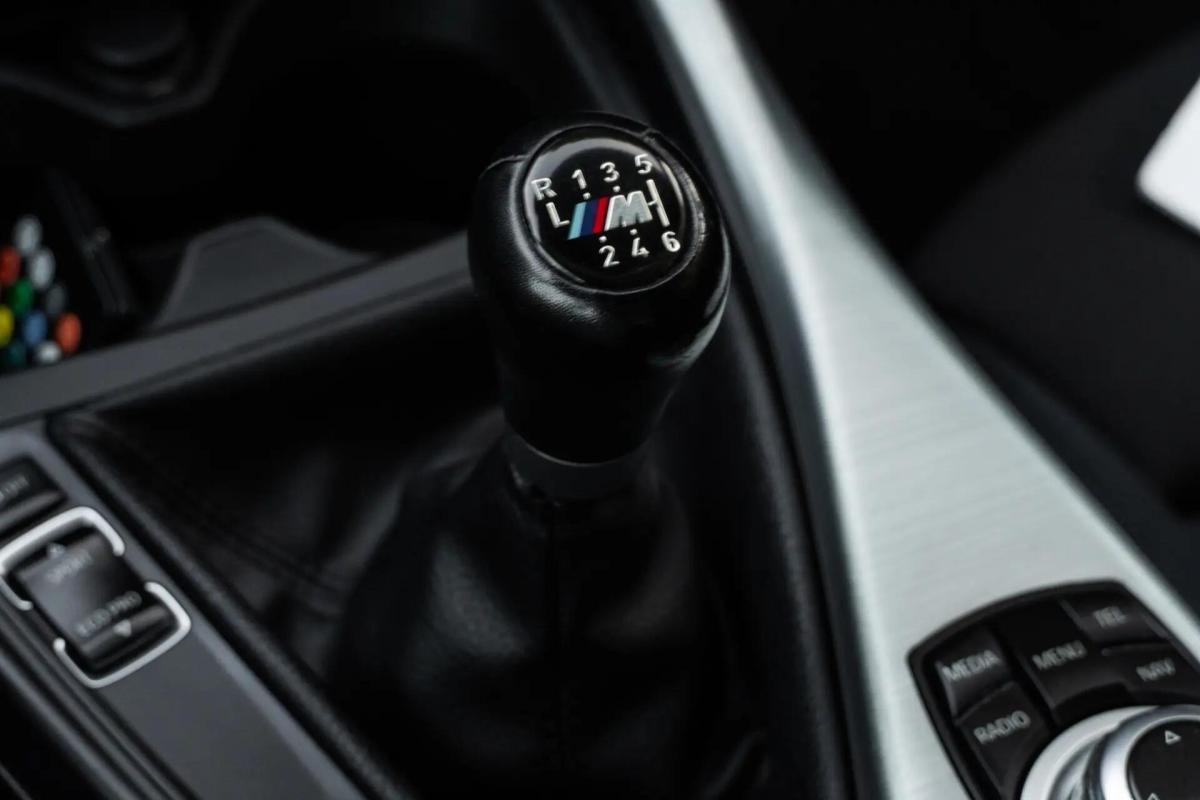 bmw-serie-1-116-d-2014-diesel-1598cc