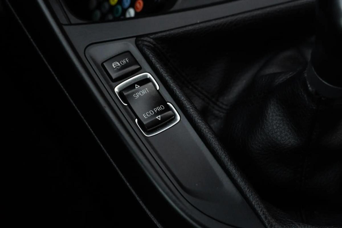 bmw-serie-1-116-d-2014-diesel-1598cc