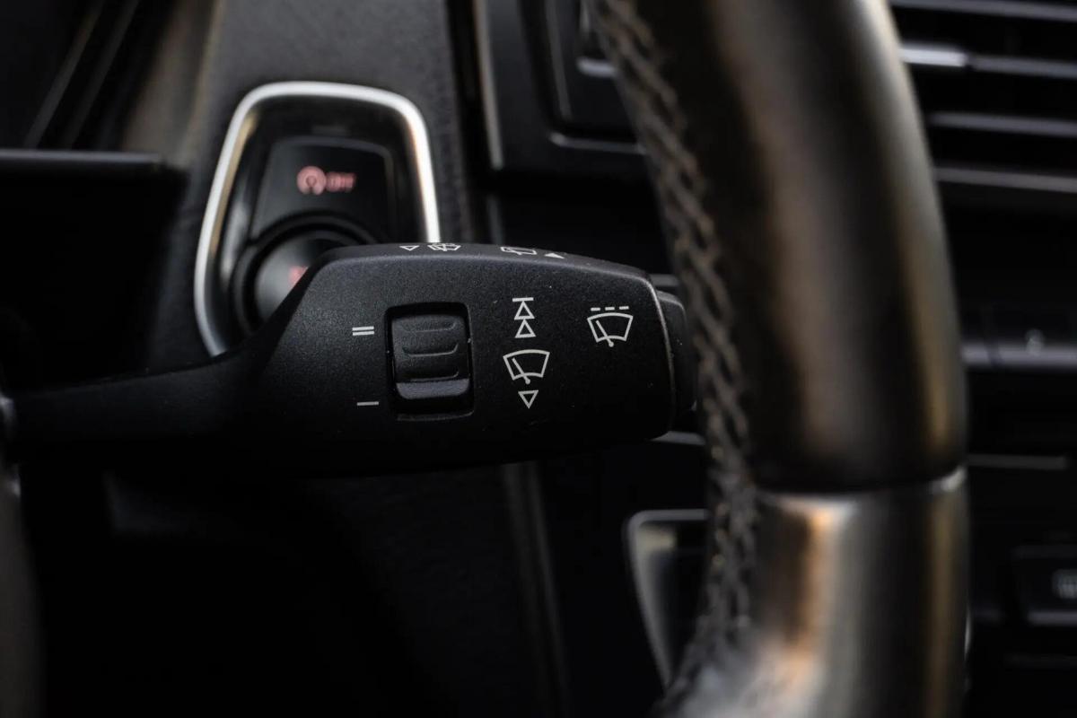 bmw-serie-1-116-d-2014-diesel-1598cc