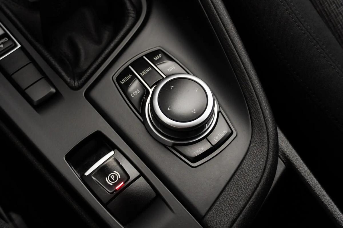 bmw-x1-2018-diesel-1496cc