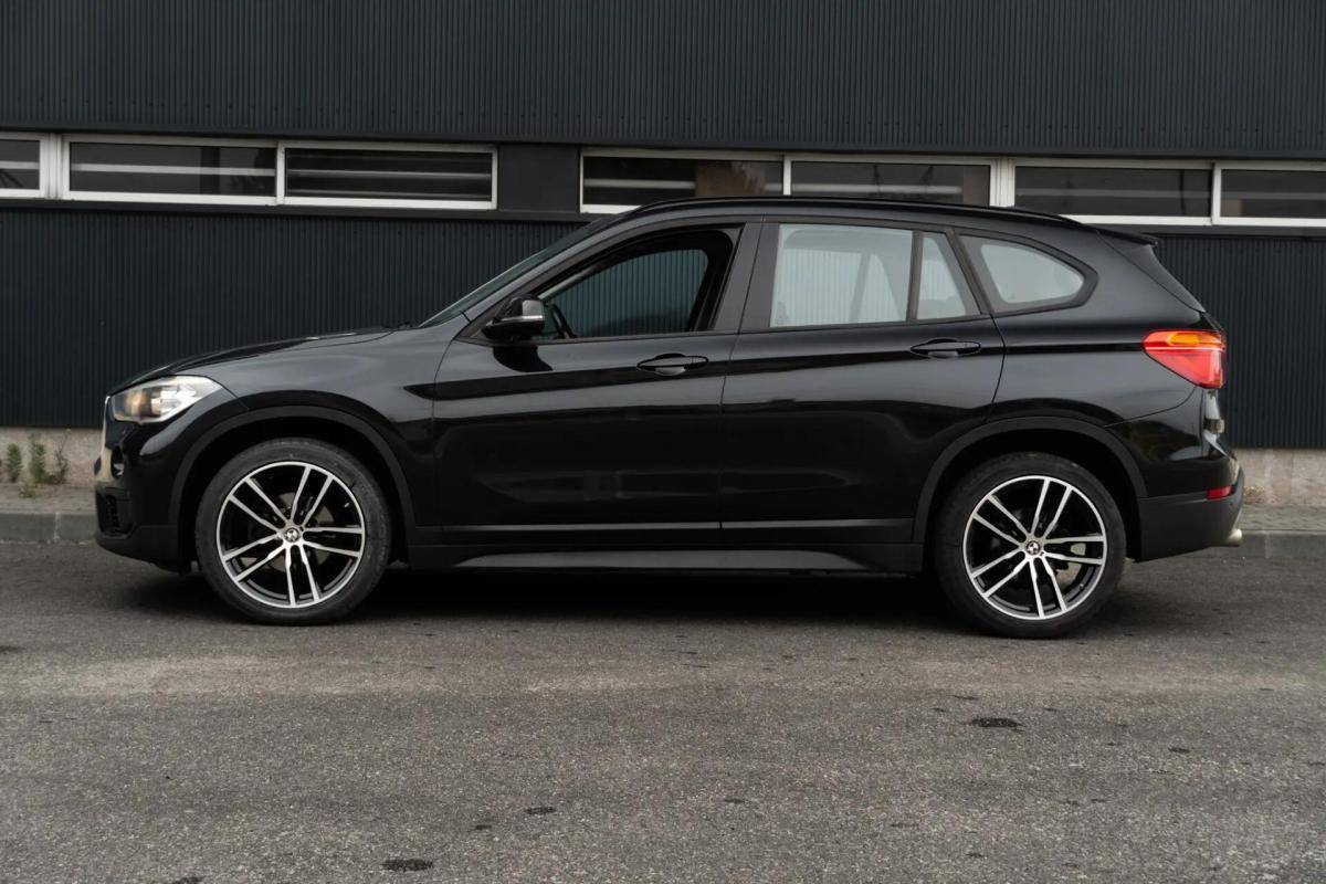 bmw-x1-2018-diesel-1496cc