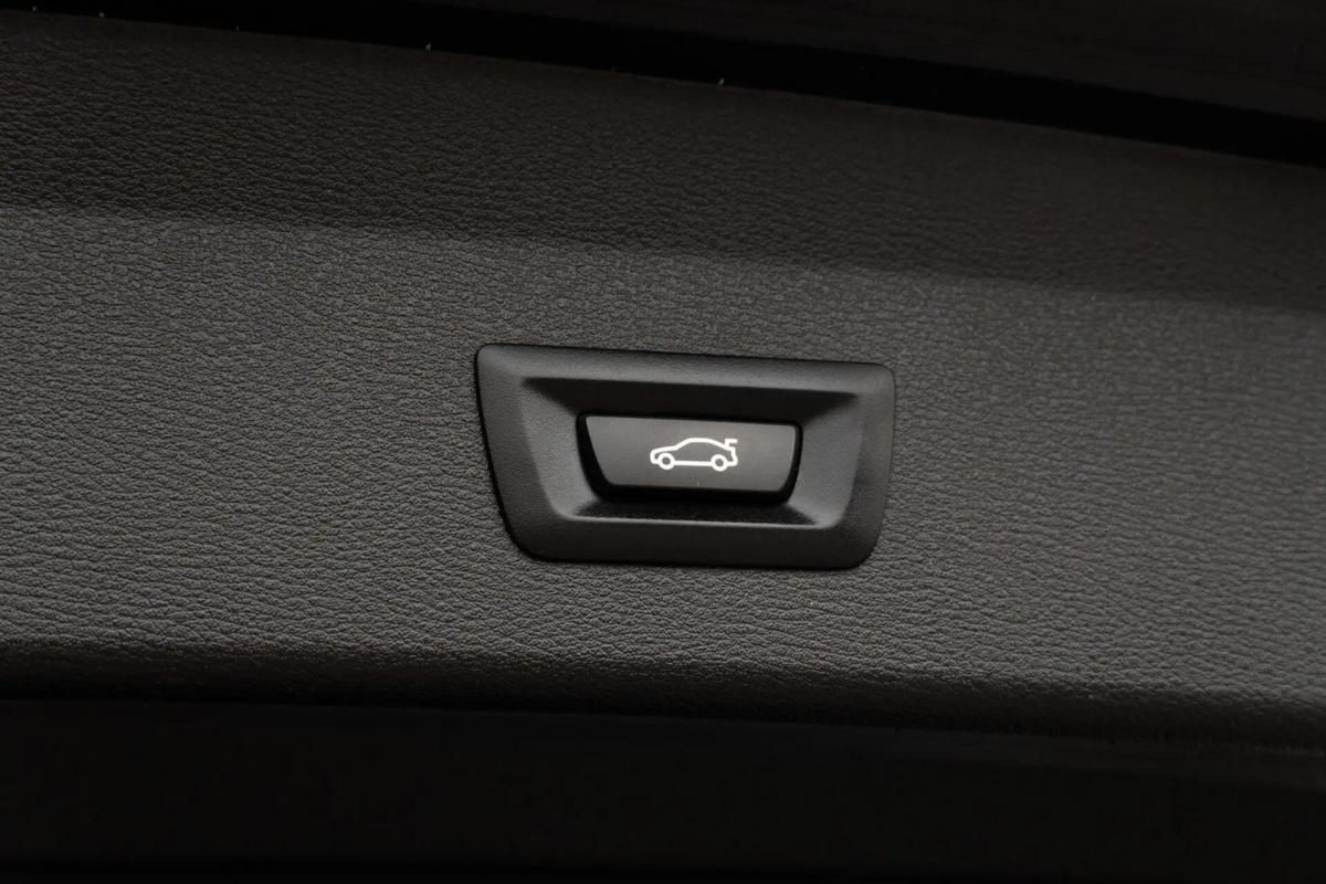 bmw-x1-2018-diesel-1496cc