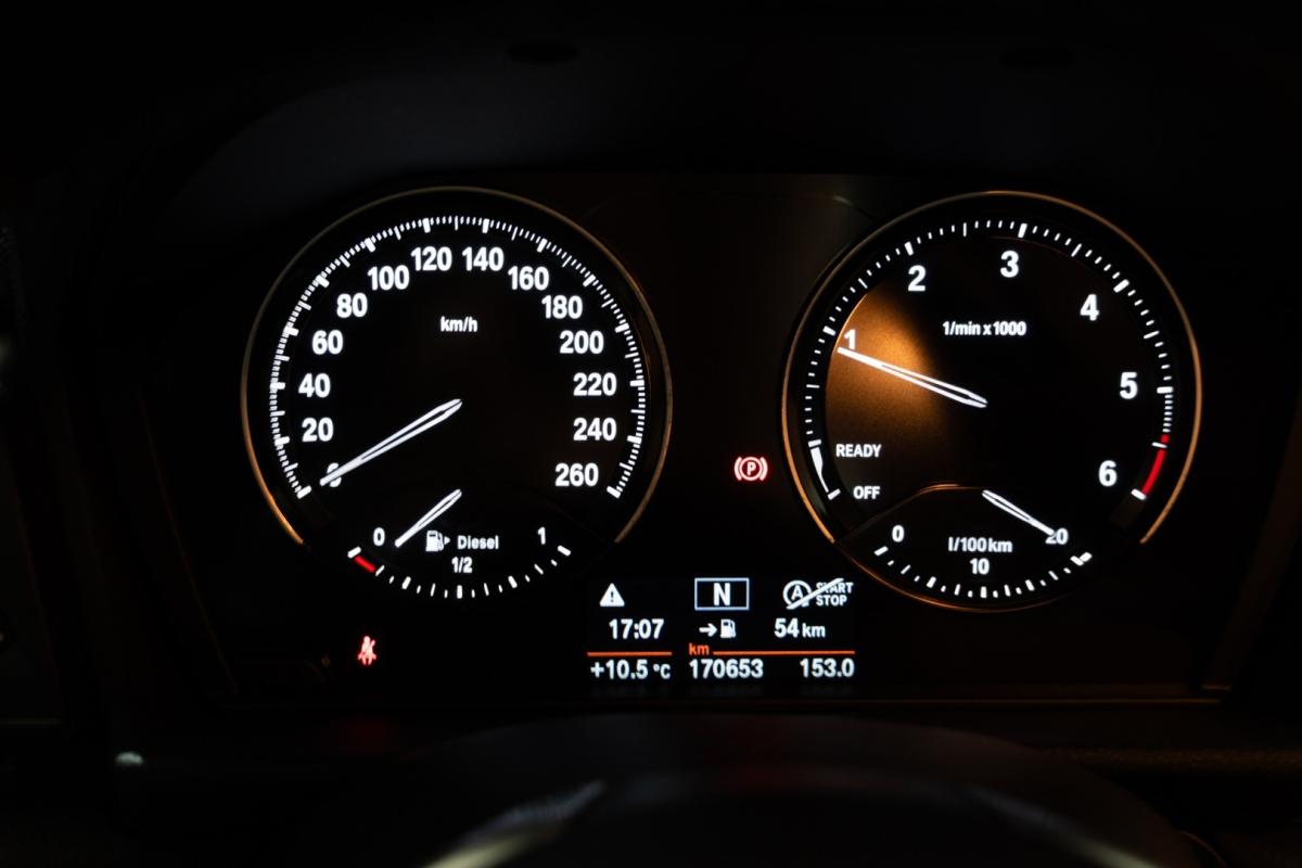 bmw-serie-2-2019-diesel-1496cc