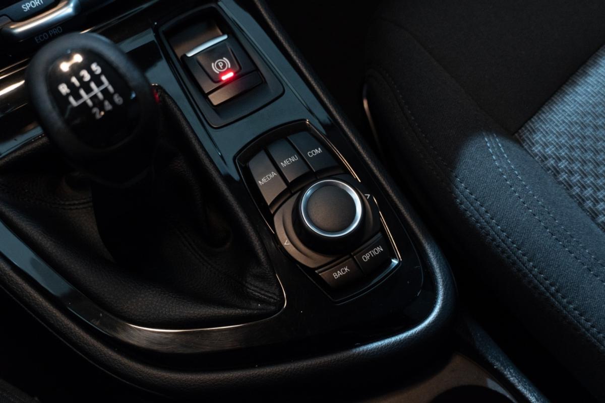 bmw-serie-2-2019-diesel-1496cc
