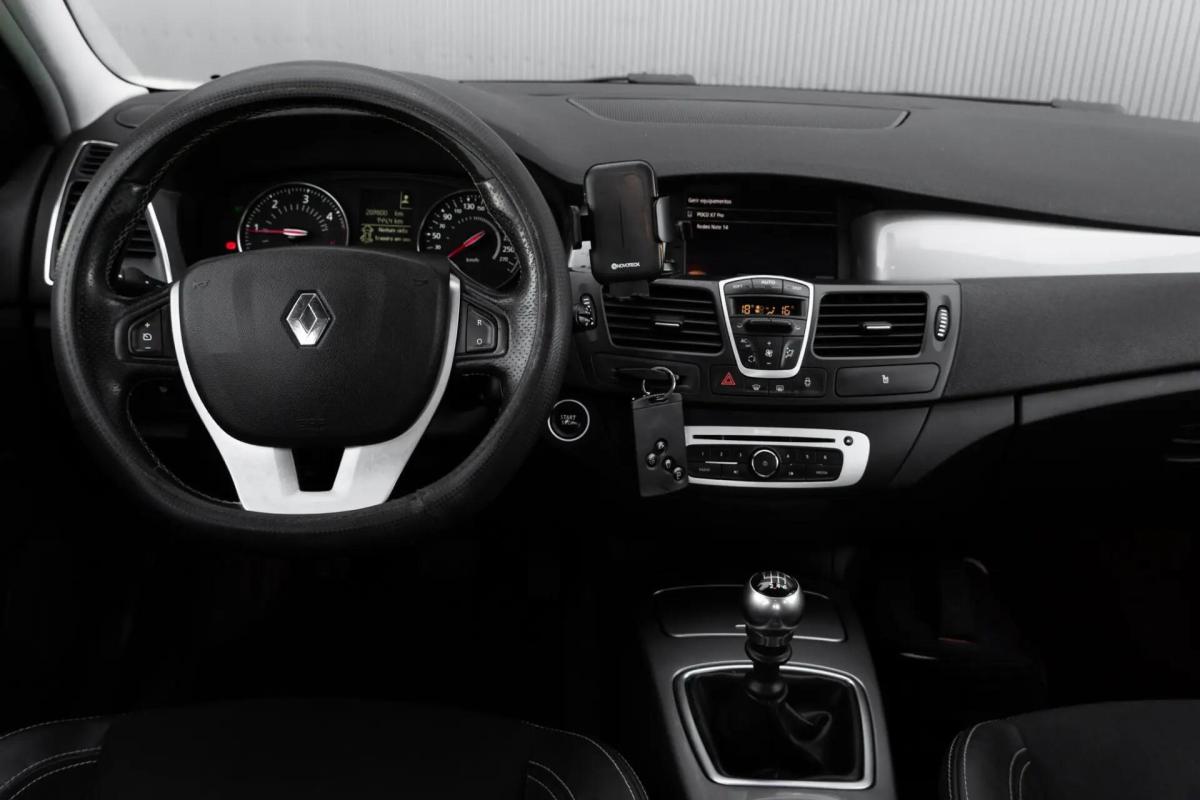 renault-laguna-2015-diesel-1461cc