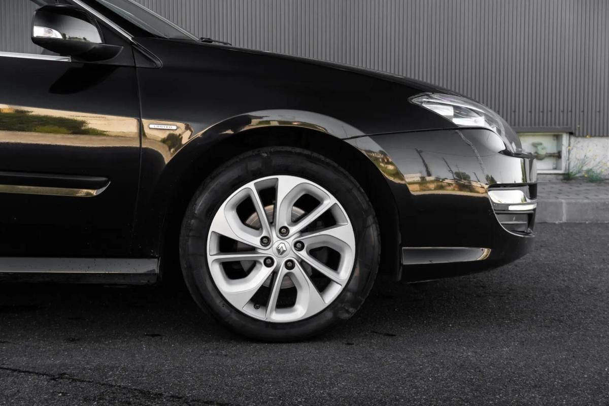 renault-laguna-2015-diesel-1461cc