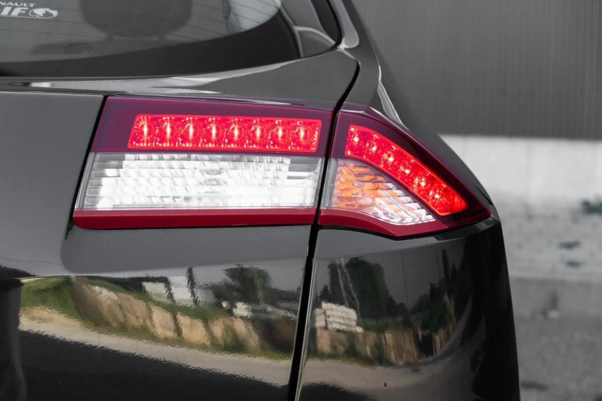renault-laguna-2015-diesel-1461cc
