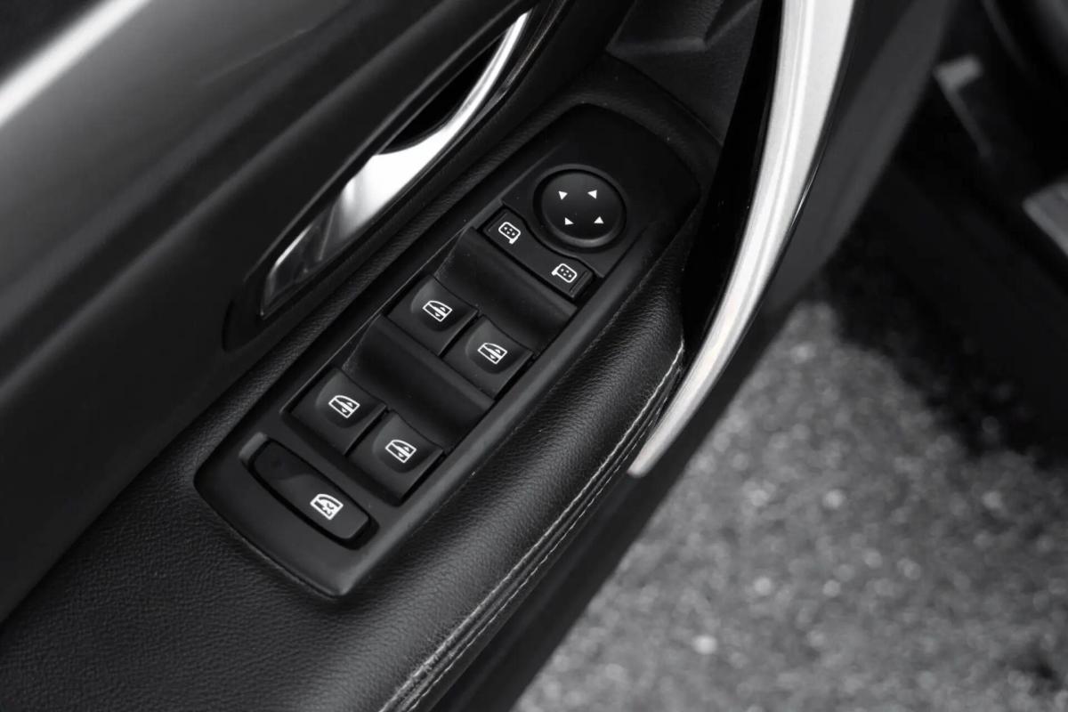 renault-laguna-2015-diesel-1461cc