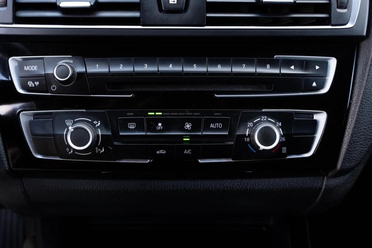 bmw-serie-1-2015-diesel-1496cc
