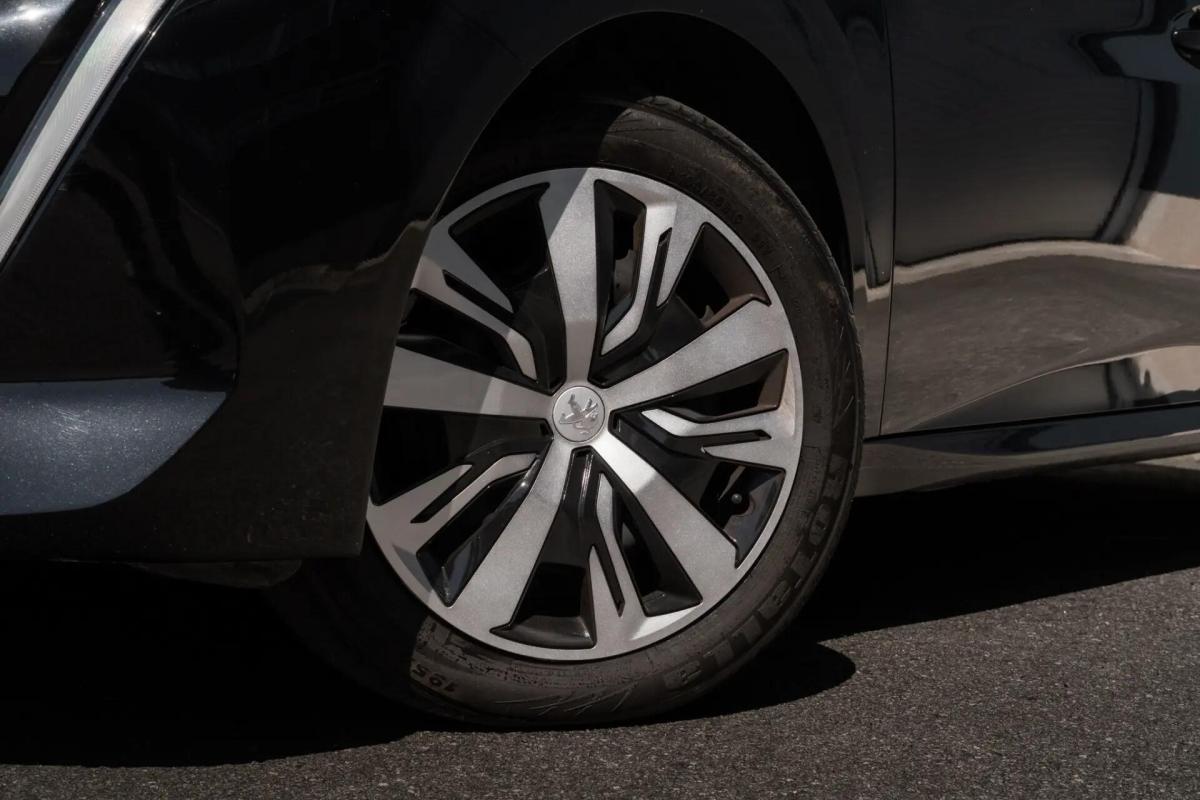 peugeot-208-2020-diesel-1499cc