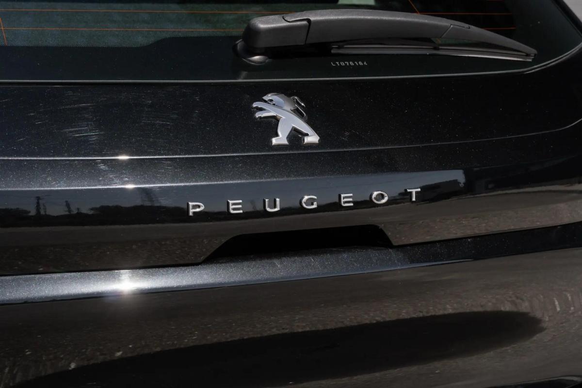 peugeot-208-2020-diesel-1499cc