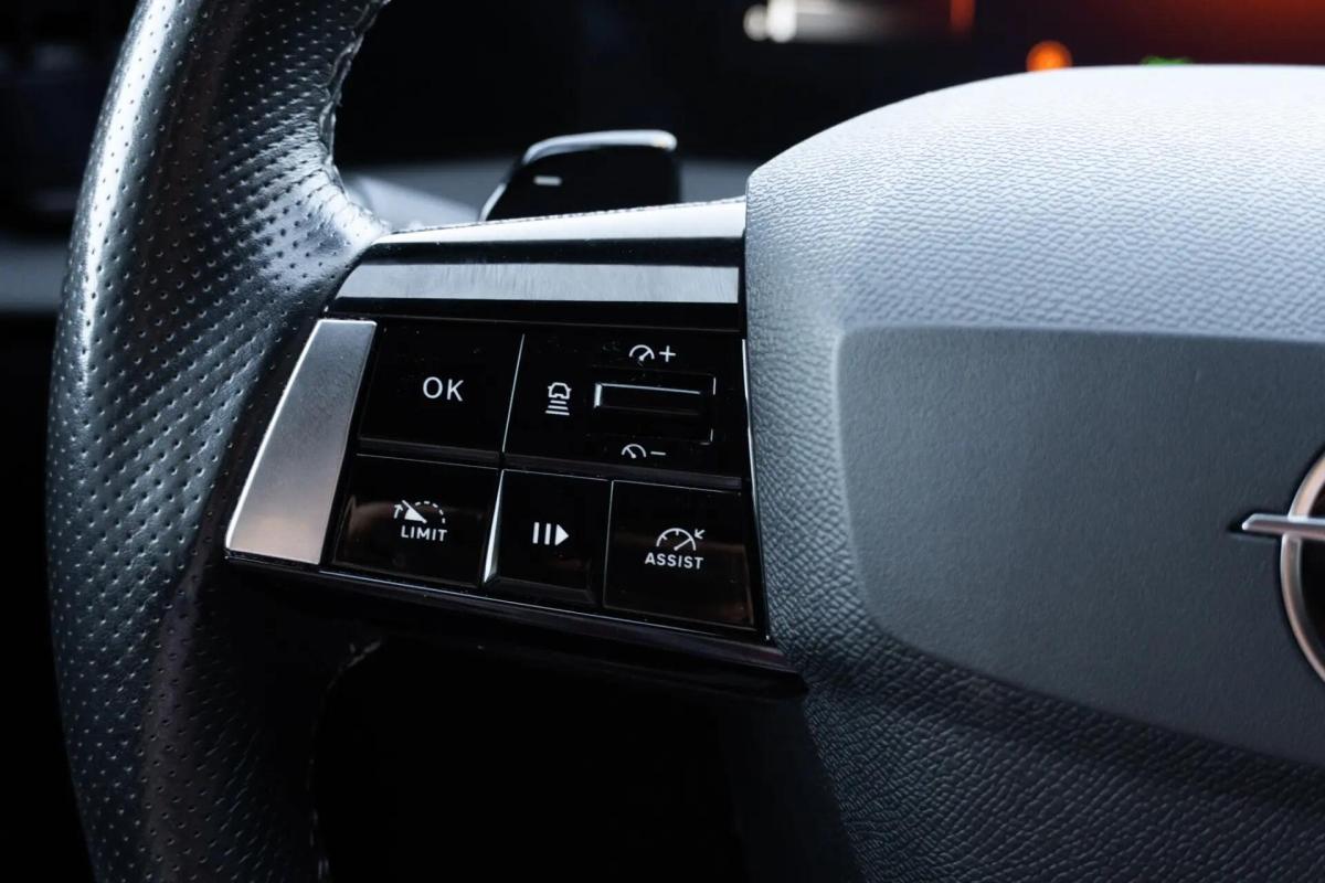 opel-astra-sport-tourer-2023-gasolina-1199cc