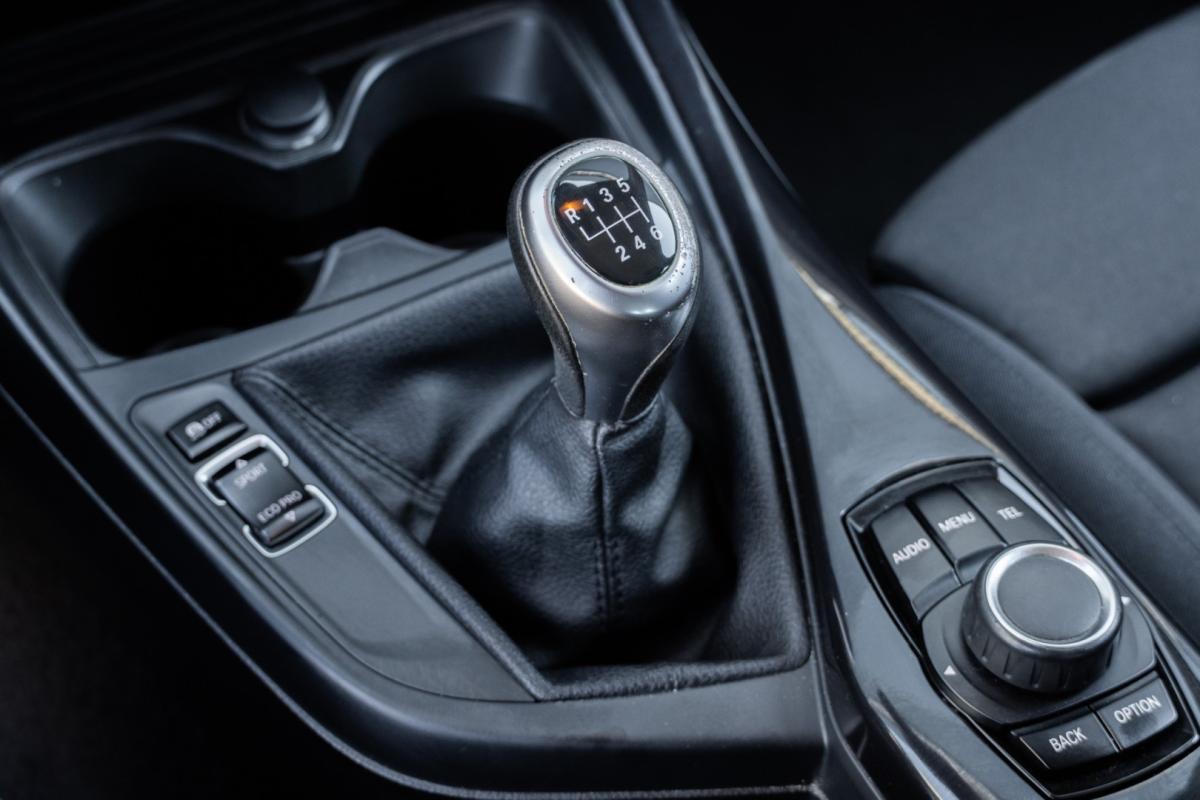 bmw-serie-1-2013-diesel-1598cc