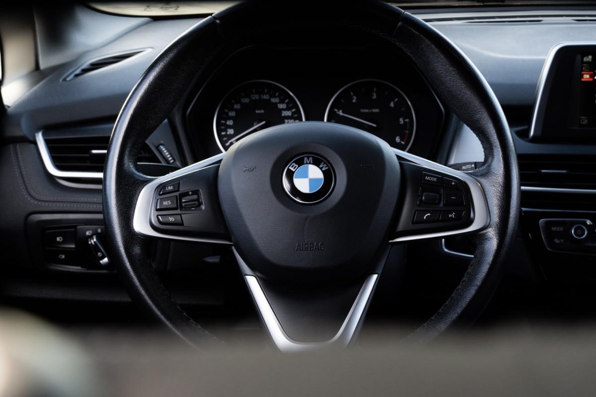 bmw-serie-2-2016-diesel-1496cc