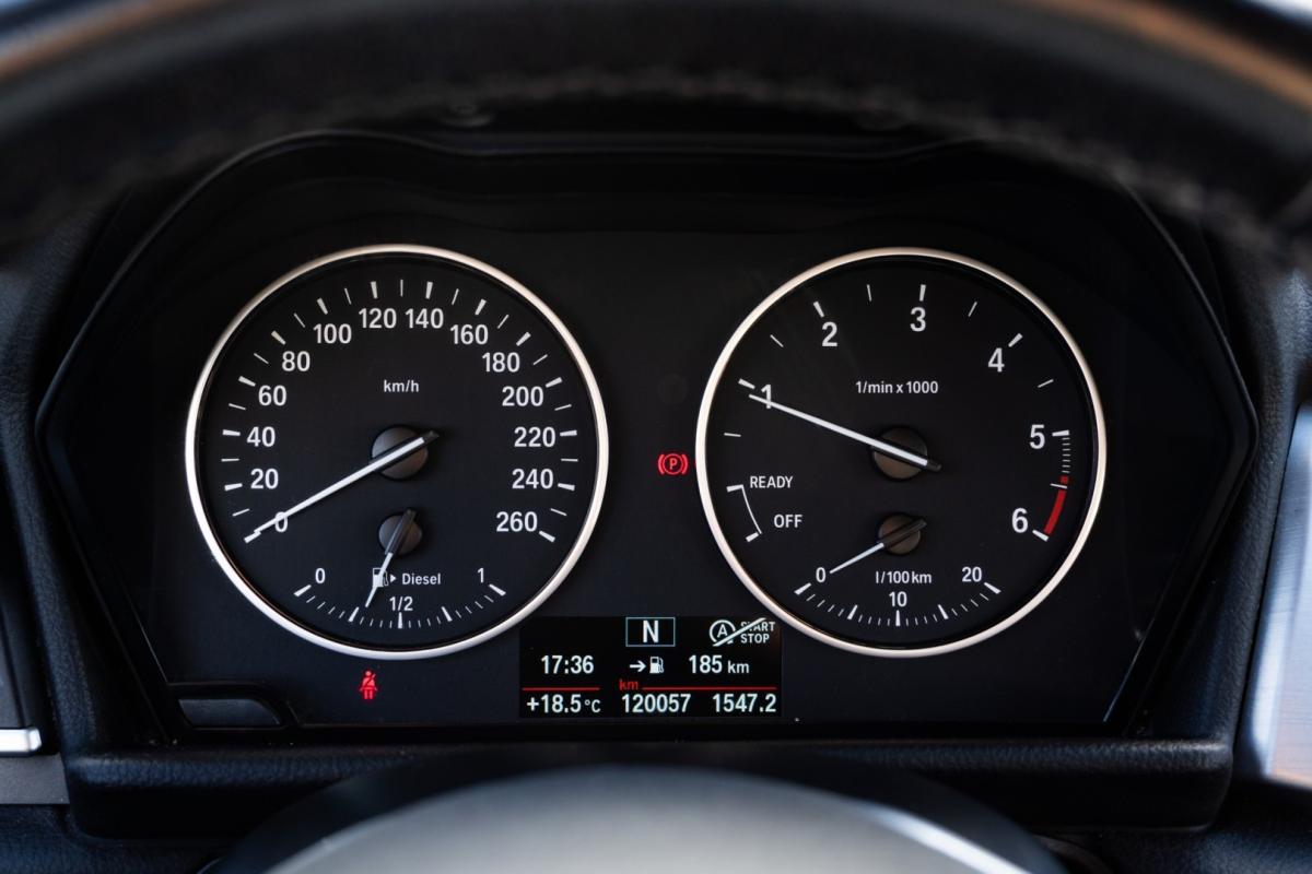 bmw-serie-2-2016-diesel-1496cc